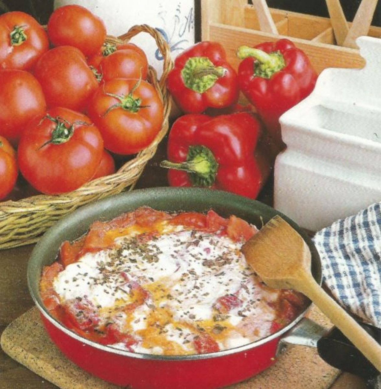 Tomates asados con pimientos